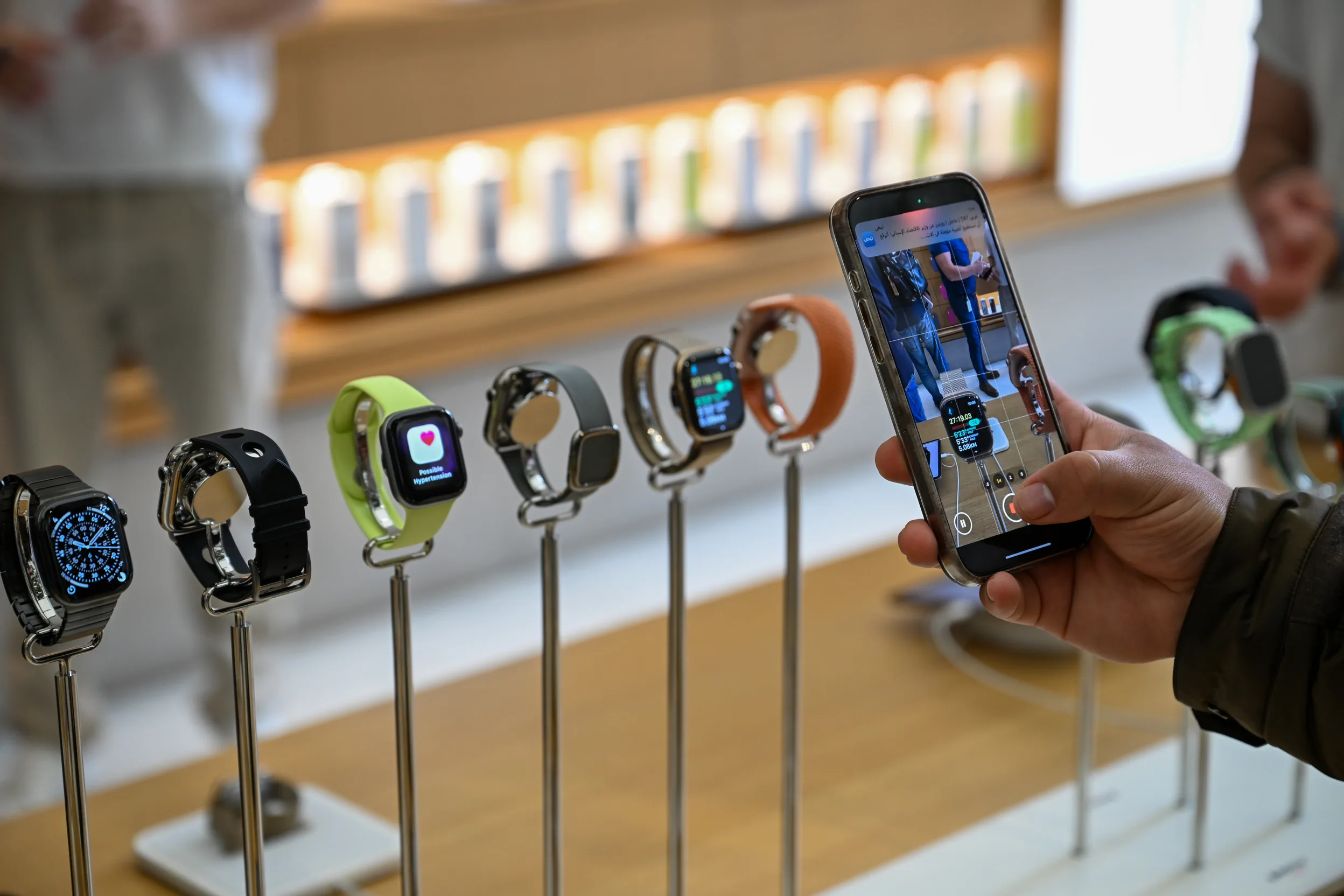 iPhone เตรียมรองรับสมาร์ทวอทช์แบรนด์อื่น ๆ ได้ดีขึ้นแล้ว!